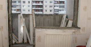 Демонтаж подоконного блока в Ноябрьске – услуги по доступным ценам от 1568 рублей