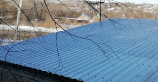 Демонтаж поликарбоната с крыши в Ноябрьске - услуги по доступной цене от 628 рублей