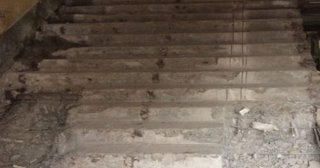 Демонтаж ступеней в Ноябрьске: гранитные, деревянные, ЖБ - расценка в смете от 314 руб.