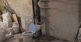 Демонтаж сантехкабины в панельном доме - цена от 1046 рублей | Сварной-Нбс